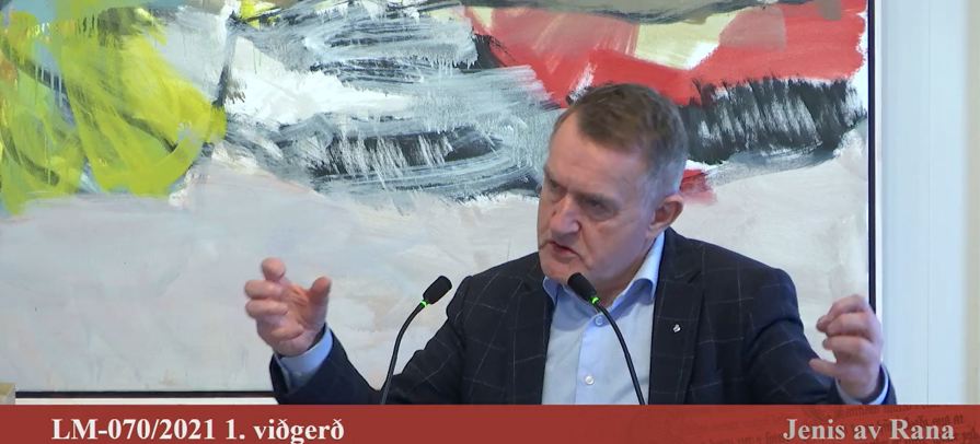 Tingið